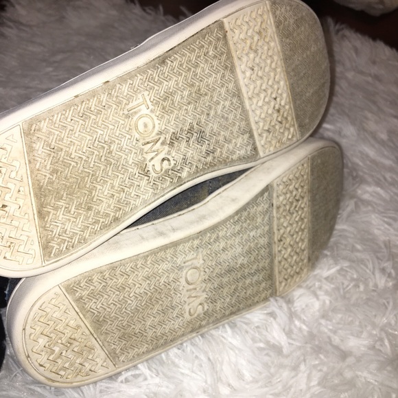 Toms Denim Canvas Embroidered Flat Girls Size 2.5 - Picture 4 of 8